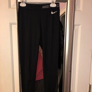 Women’s Nike pro full length leggings